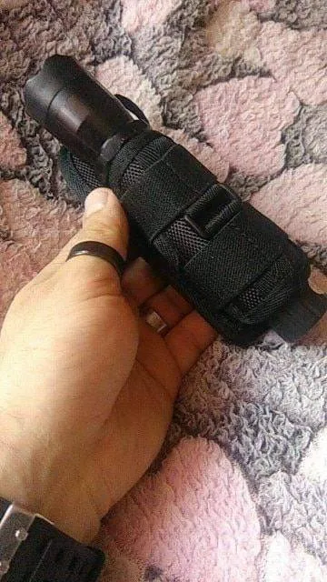 360 Degrees Rotatable Tactical Flashlight Holster