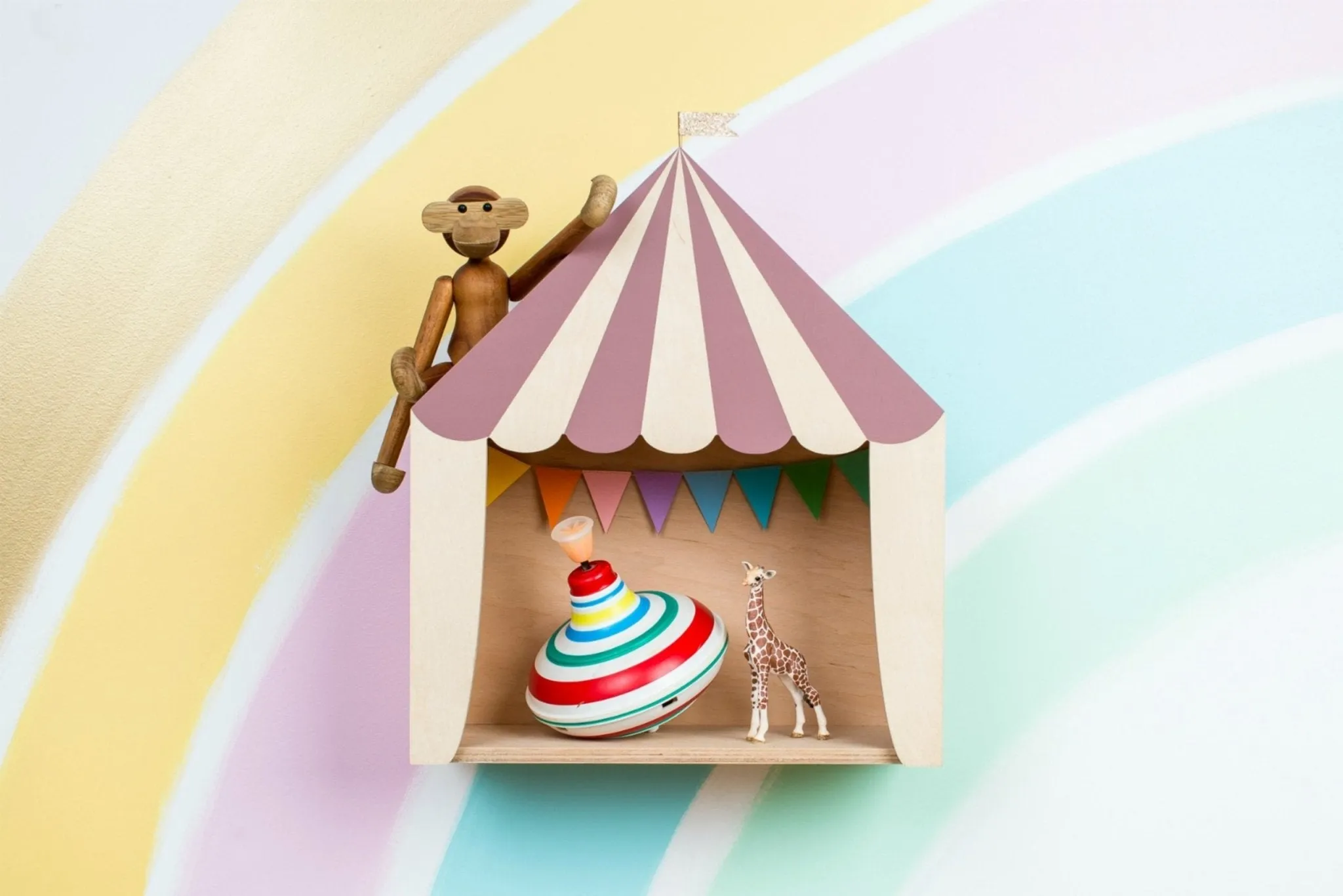 Circus Shelf "The Big Top" | Dusty Rose by Up! Warsaw