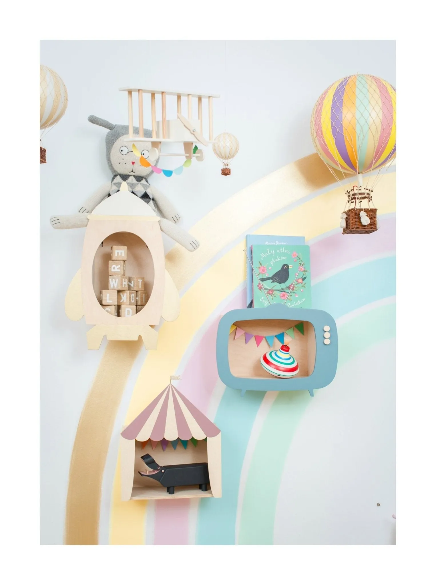 Circus Shelf "The Big Top" | Dusty Rose by Up! Warsaw
