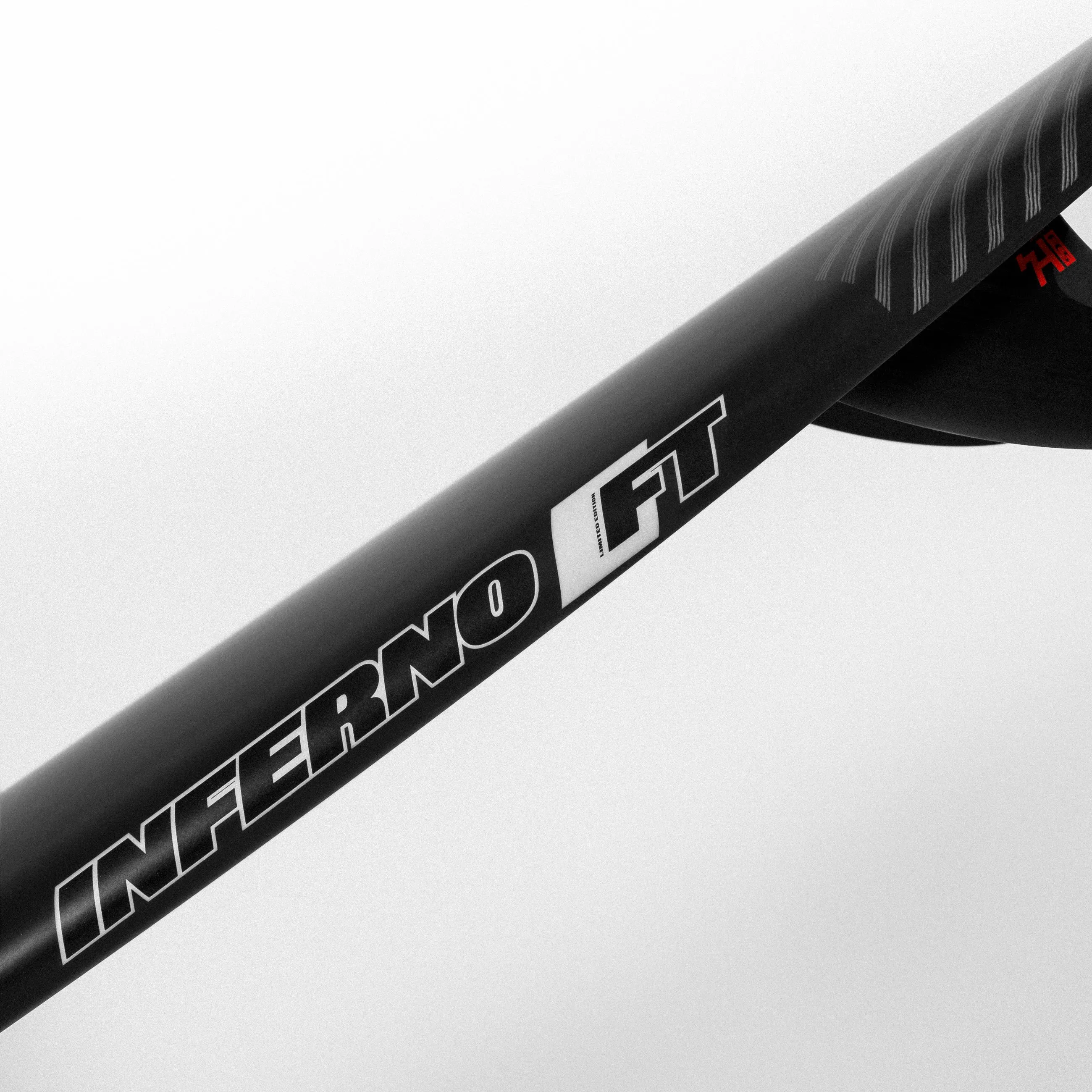 INFERNO FT 5'9" x 18.75 X 2.44 - 26.54L, Swallow, 4x  Futures Fin Boxes, PU - ID:812219